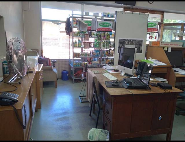 894M² BUSINESS FOR SALE IN BLUFF